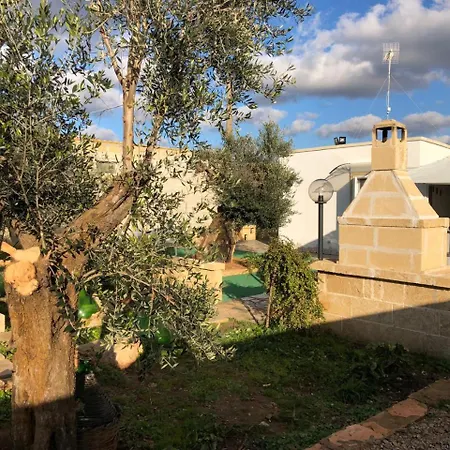 Verde Gallipoli فيلة سانتا ماريا أل بانيو